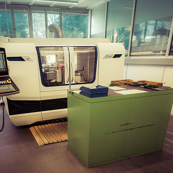 Studer S33 (Rundschleifmaschine)